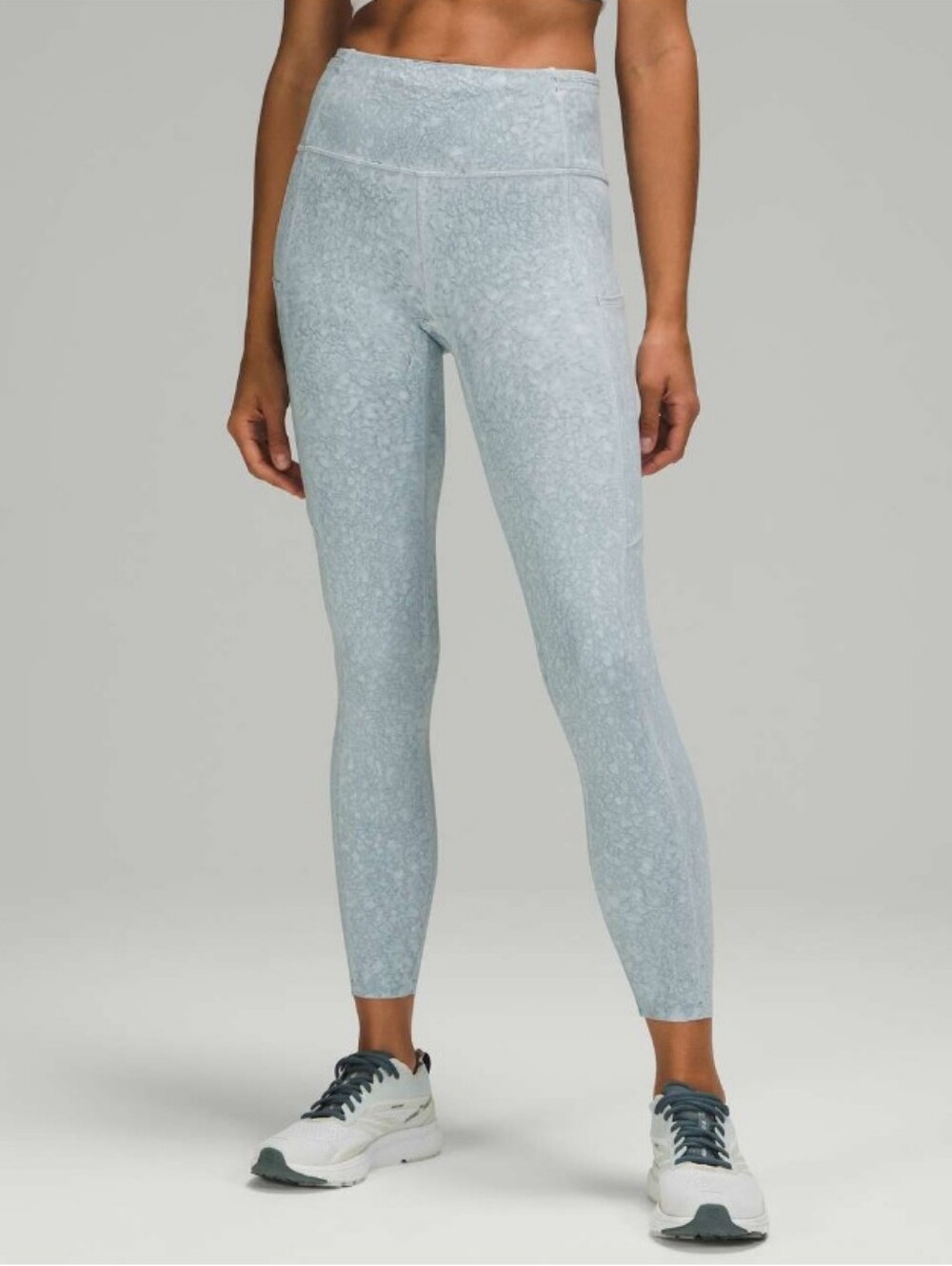 Lululemon Fast and Free Tight 25" PocketsNulux Material City Grit White Blue Fog